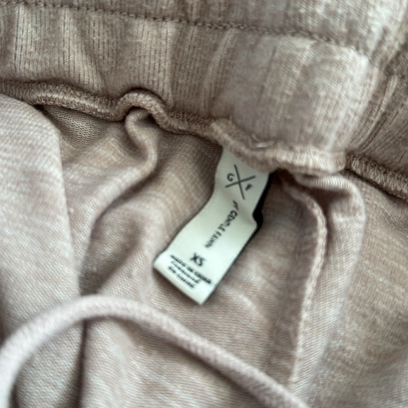 Gentle Fawn Lounge Set - Picture 3 of 3